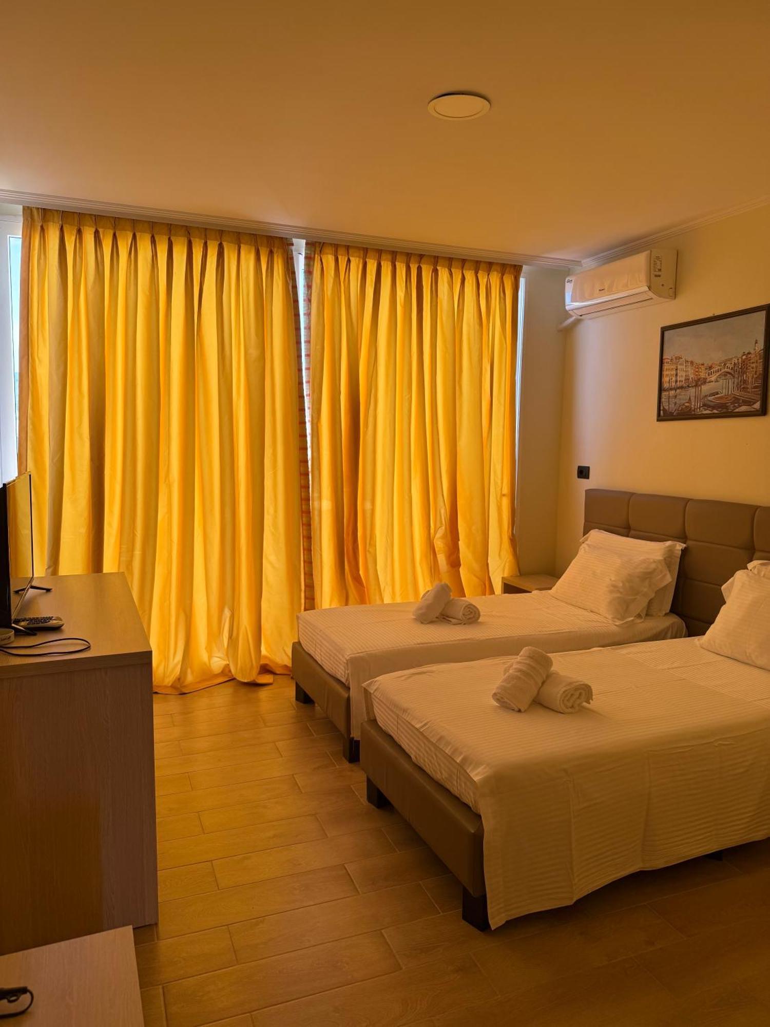 Dodona Hotel