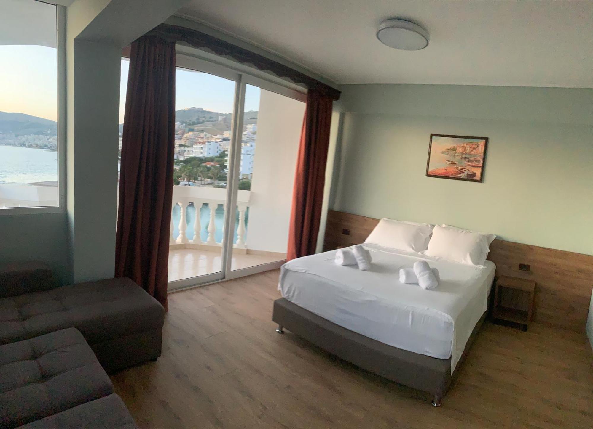 Dodona Sarandë